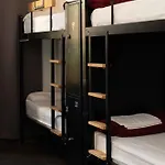 360 Borne Hostel *