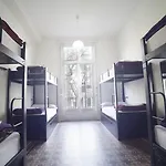 360 Borne אכסניה ברצלונה