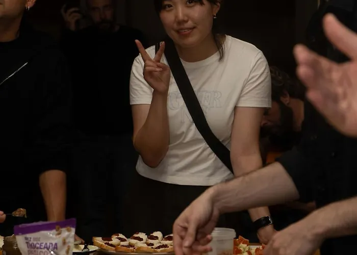 360 Borne אכסניה *