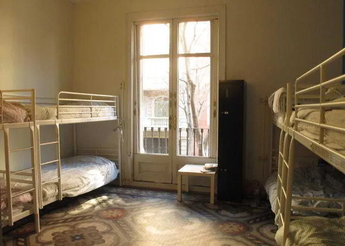 אכסניה 360 Borne *