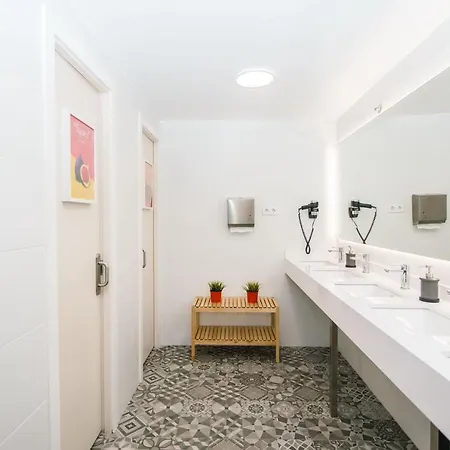 360 Borne Albergue Barcelona