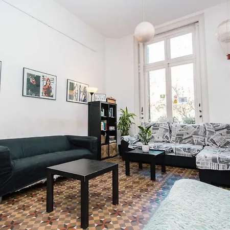 360 Borne Albergue