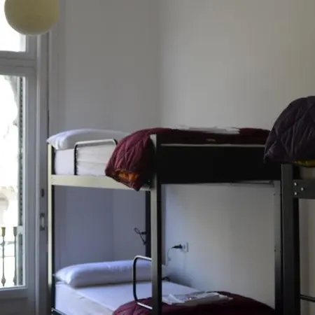 360 Borne Albergue *