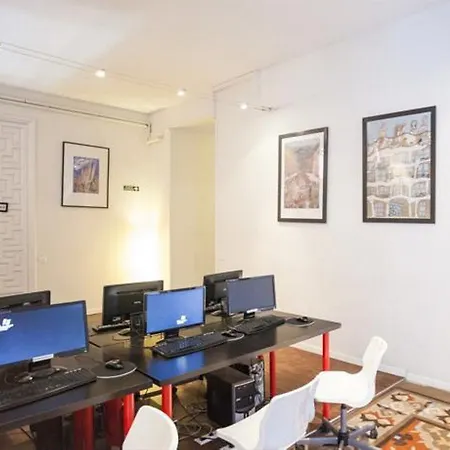 360 Borne Albergue Barcelona