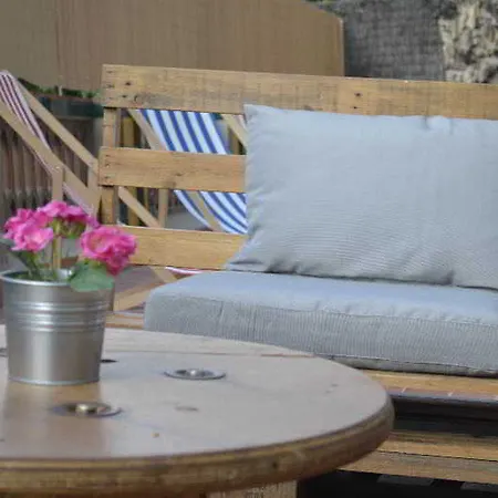 360 Borne Albergue