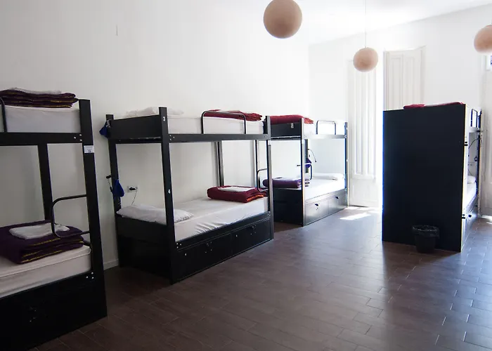 호스텔 360 Borne *