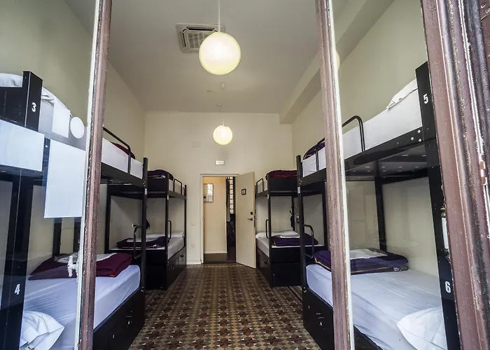 호스텔 360 Borne *